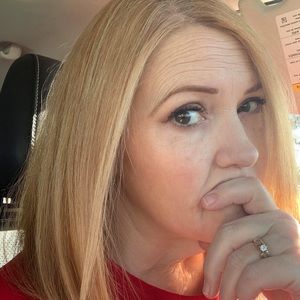 Meet your Posher, Jeannette